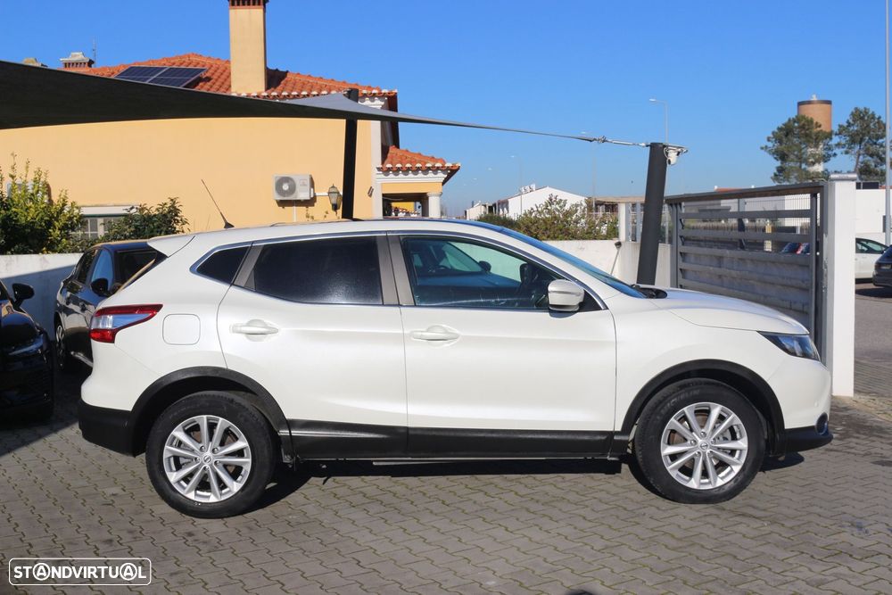 Nissan Qashqai 1.6 dCi N-Tec - 19