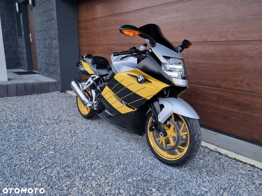 BMW K - 9