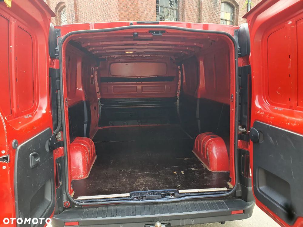 Renault TRAFIC - 19