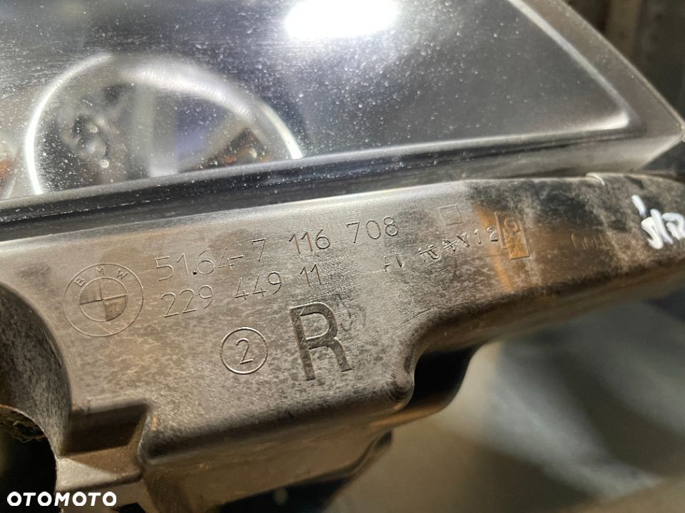 Ramię reflektora prawe Bmw e90 e91 ślizg mocowanie - 1