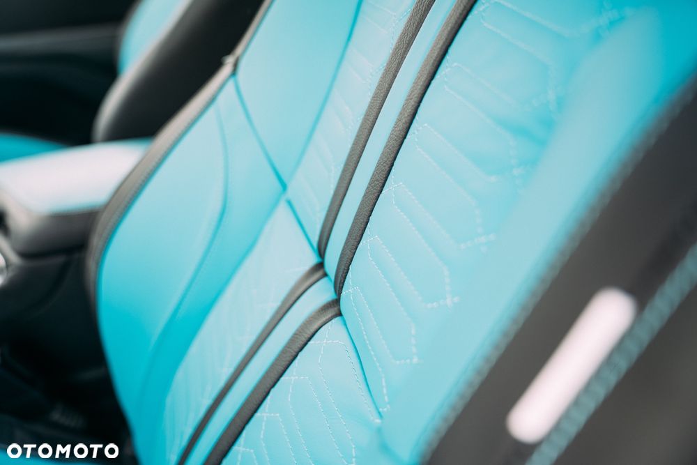 Dodge Challenger - 17