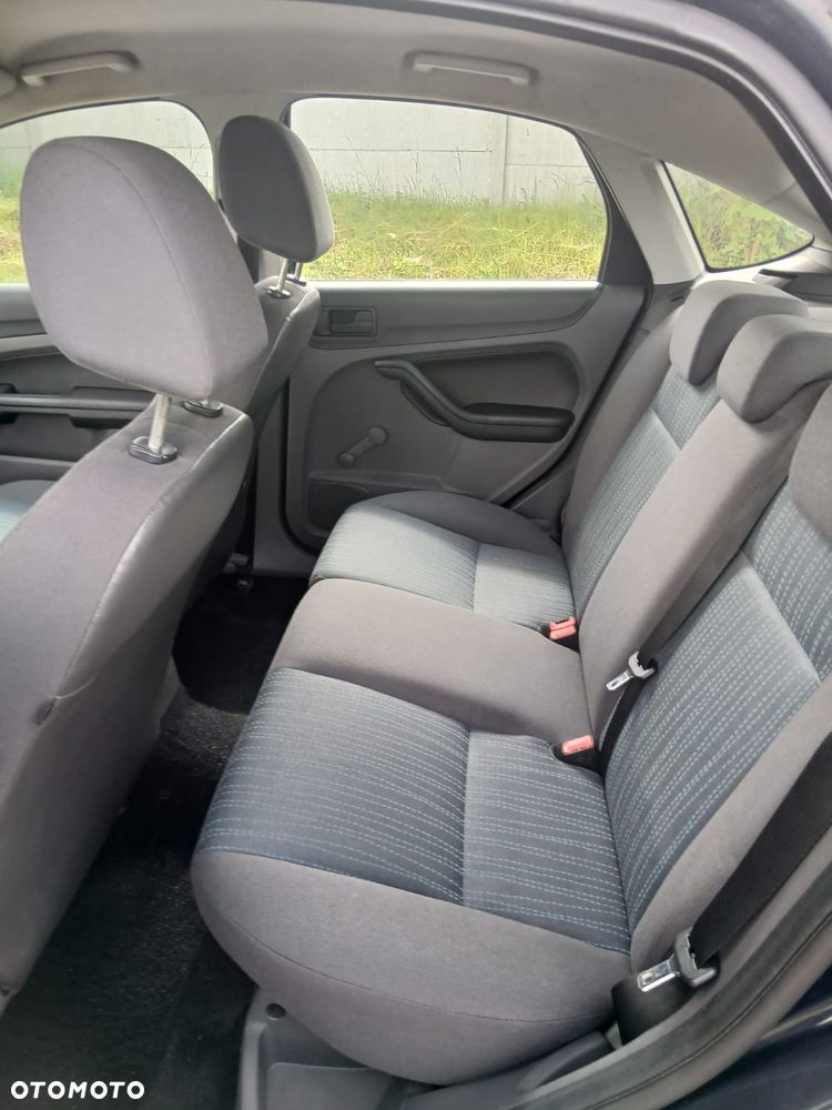 Ford Focus 1.6 Gold X - 11