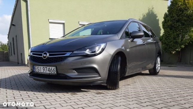Opel Astra 1.6 CDTI Sport - 1