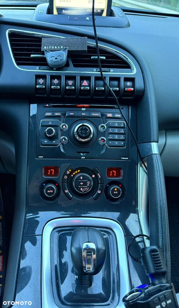 Peugeot 3008 2.0 HDi HYbrid4 - 15
