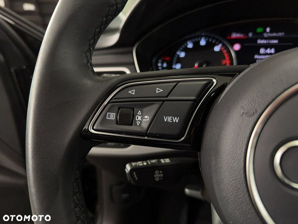 Audi A4 Limousine - 18