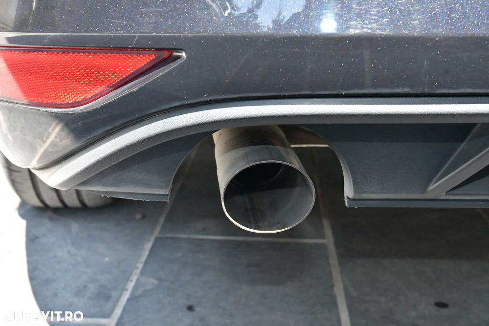 Volkswagen Golf 1.6 TDI BlueMotion Technology DSG Comfortline - 3