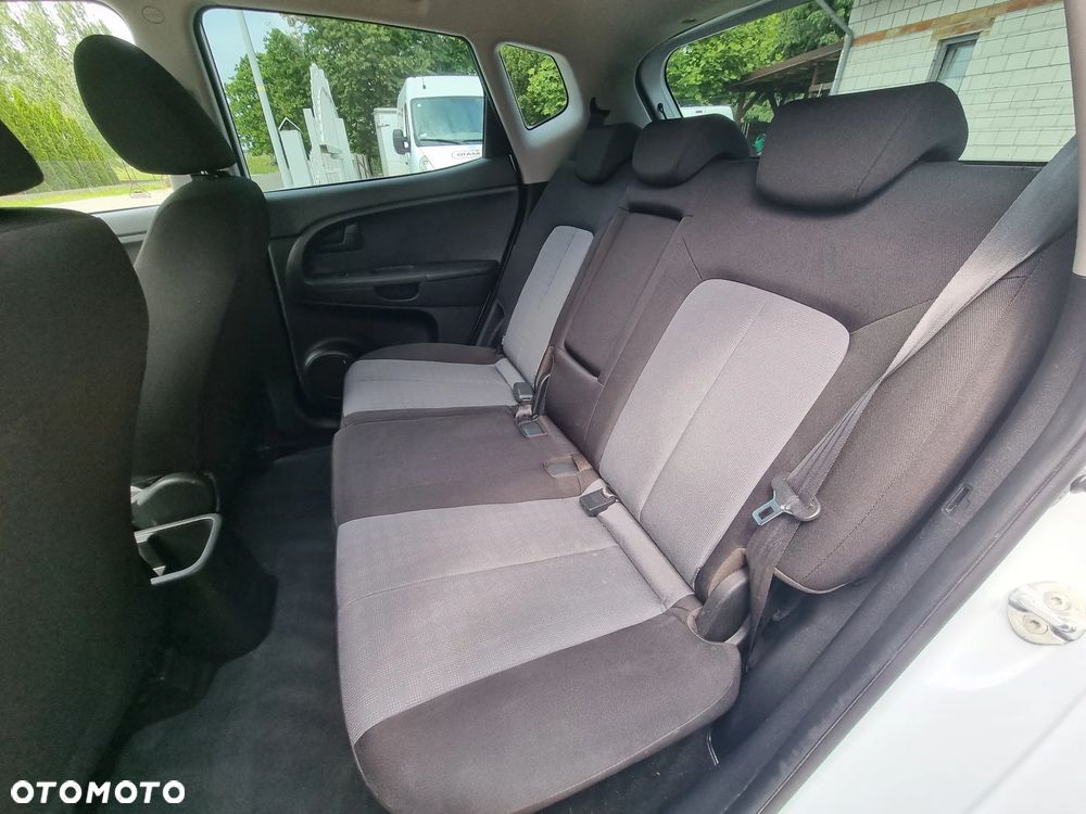 Kia Venga 1.6 CVVT Dream Team Edition - 20