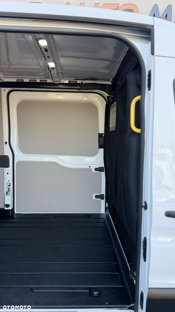 Ford Transit - 16