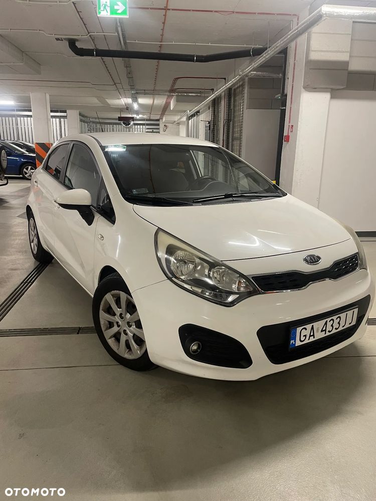 Kia Rio 1.4 crdi M - 4