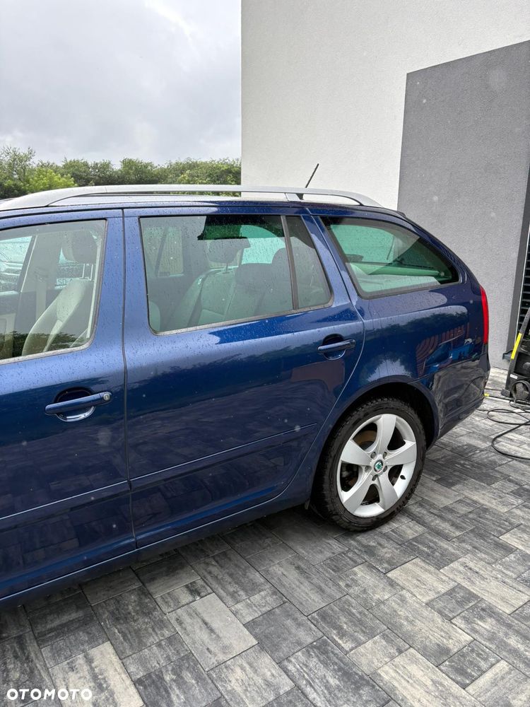 Skoda Octavia 2.0 TDI DPF Ambition DSG - 9