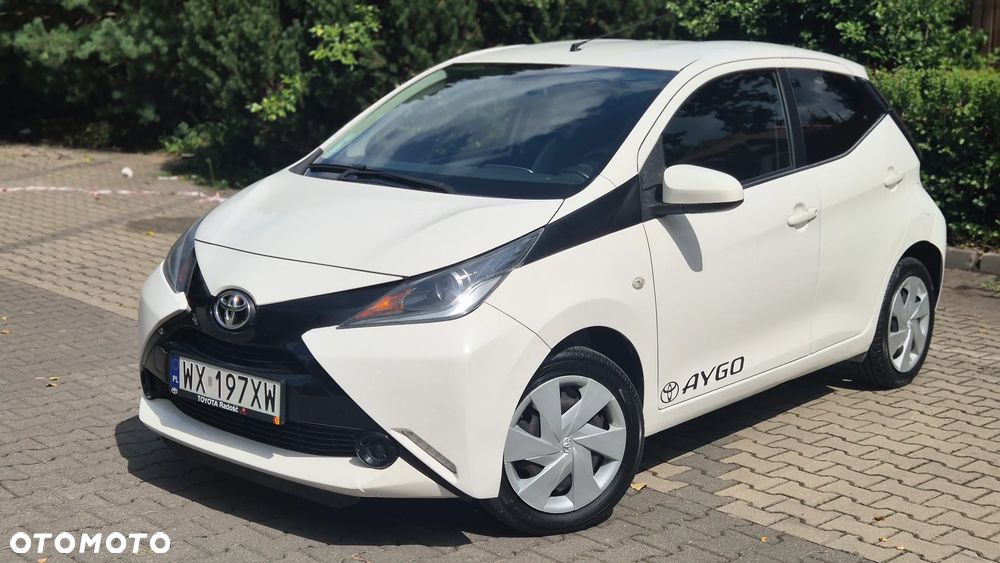 Toyota Aygo x-clusiv - 1