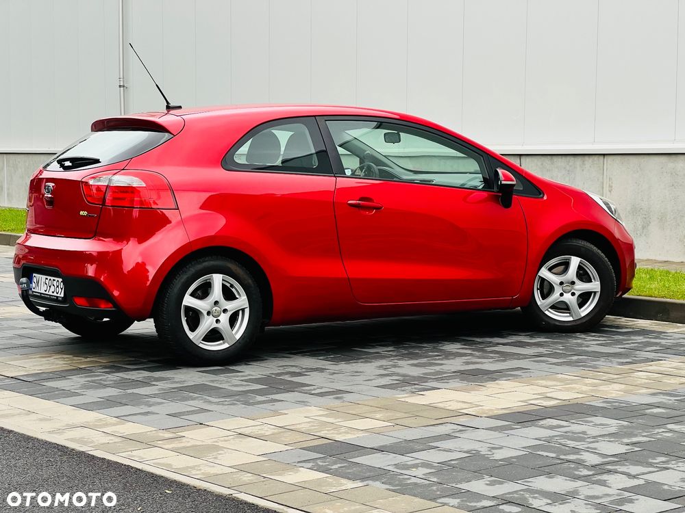 Kia Rio 1.4 Spirit - 4