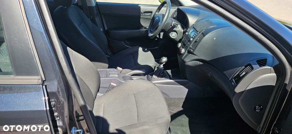 Hyundai i30 1.4 Blue Comfort - 16