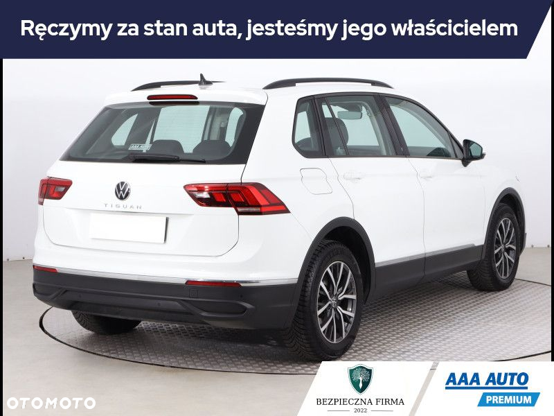 Volkswagen Tiguan - 6