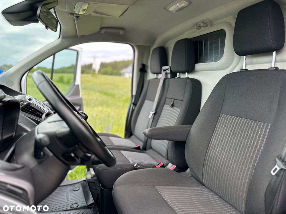 Ford Transit Custom - 28