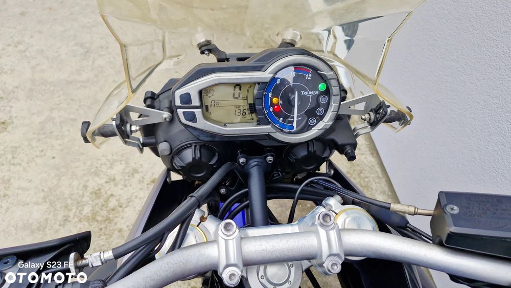 Triumph Tiger - 6