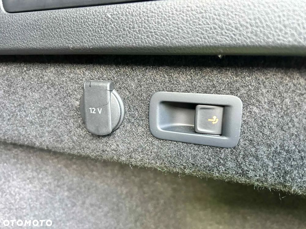 Volkswagen Passat Variant 1.4 TSI Plug-In-Hybrid DSG GTE - 36