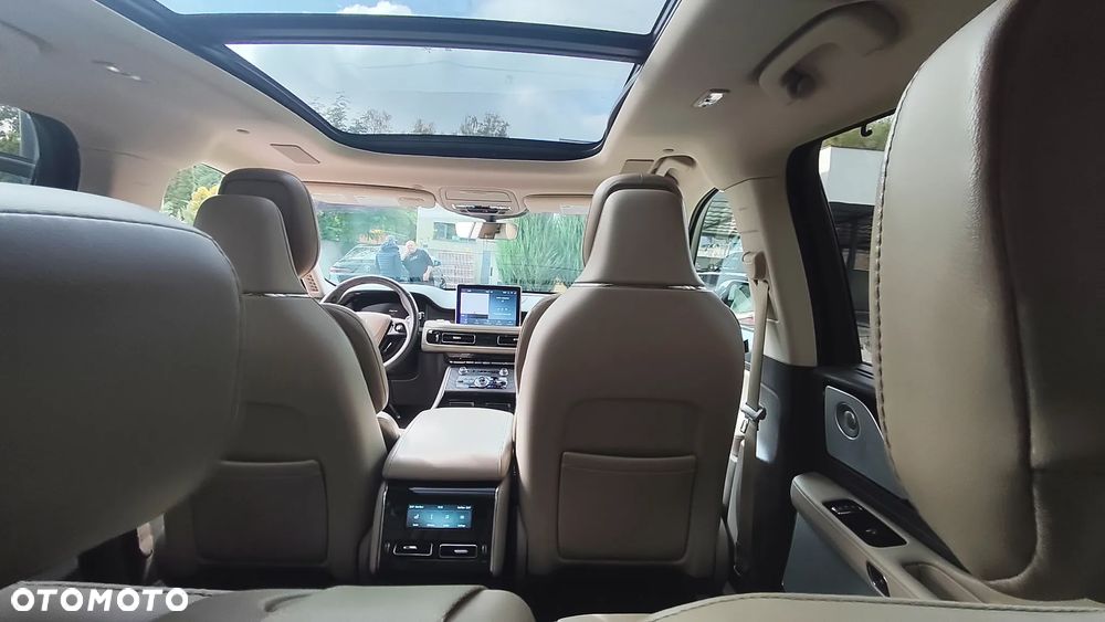Lincoln Aviator - 16
