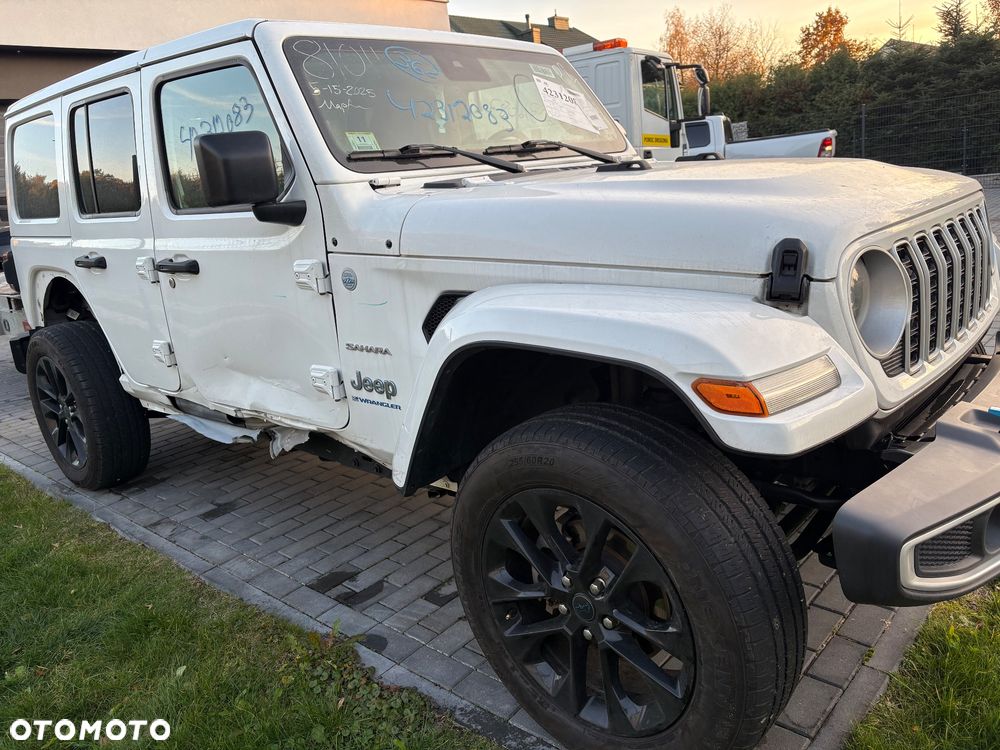 Jeep Wrangler - 27
