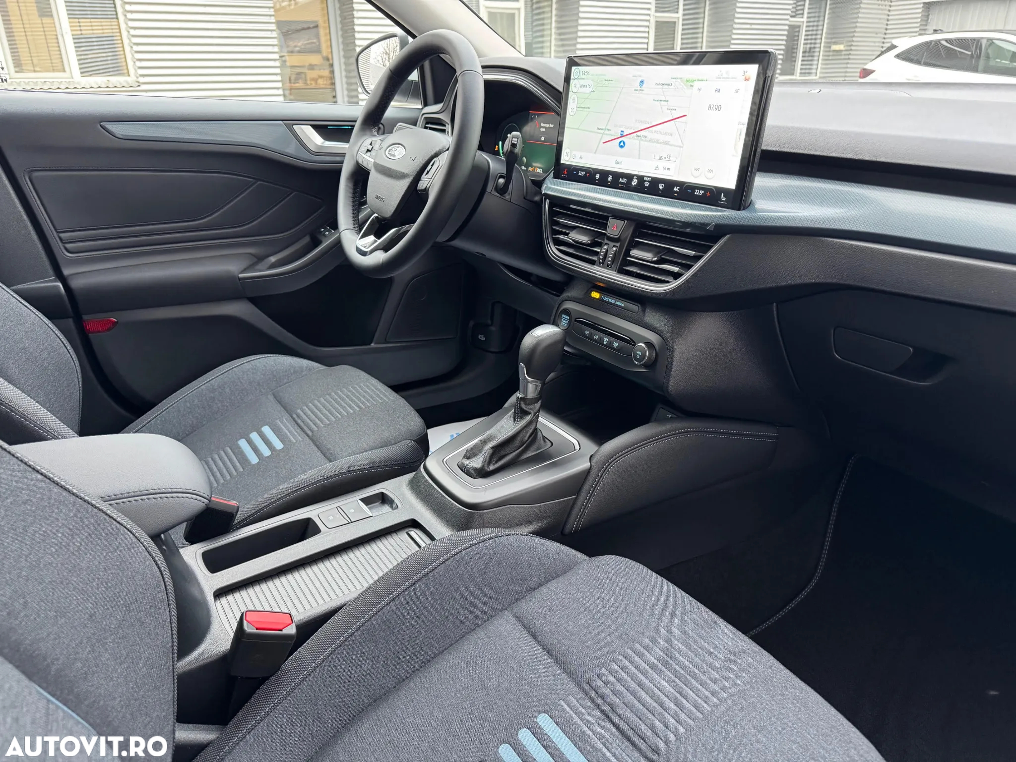 Ford Focus 1.0 EcoBoost MHEV Active X - 16