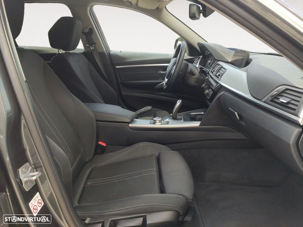 BMW 318 d Line Sport Auto - 15