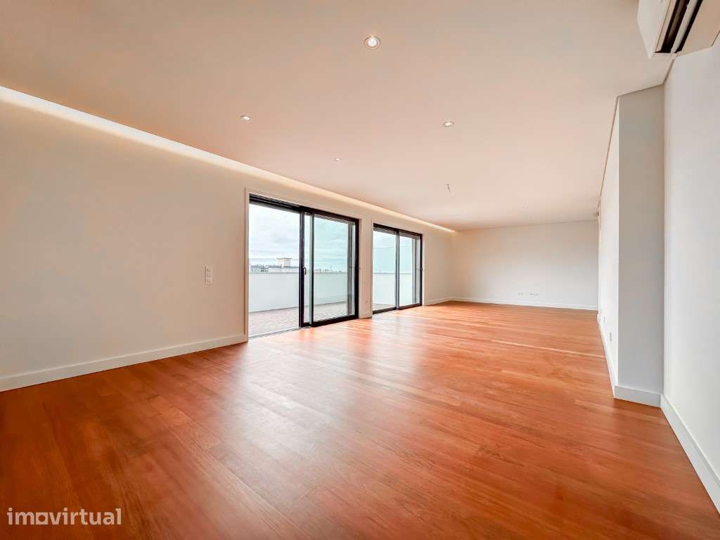 Penthouse T4 Novo Para Arrendamento | Matosinhos - Grande imagem: 4/28