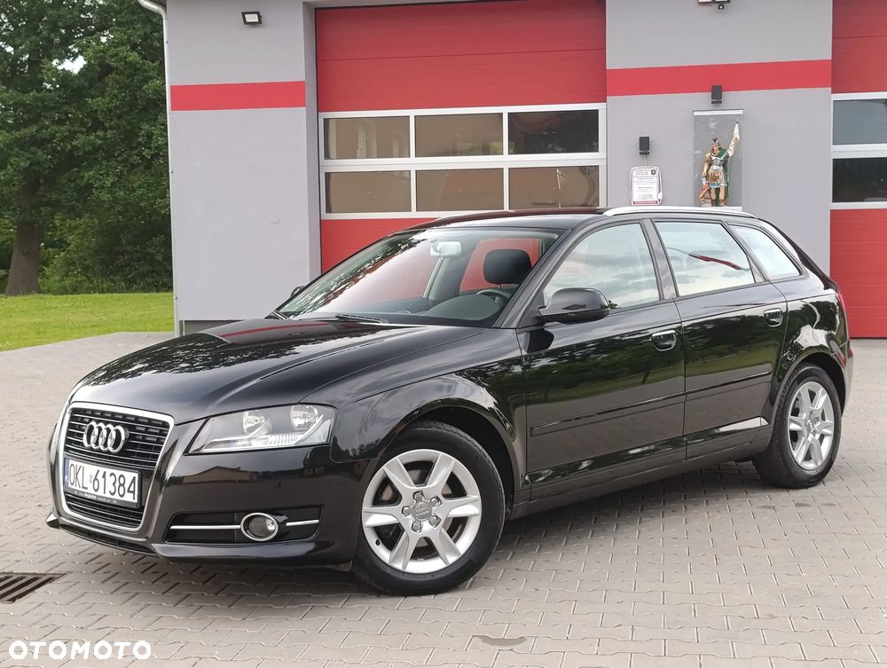 Audi A3 Sportback 1.6 TDI S tronic Attraction - 2