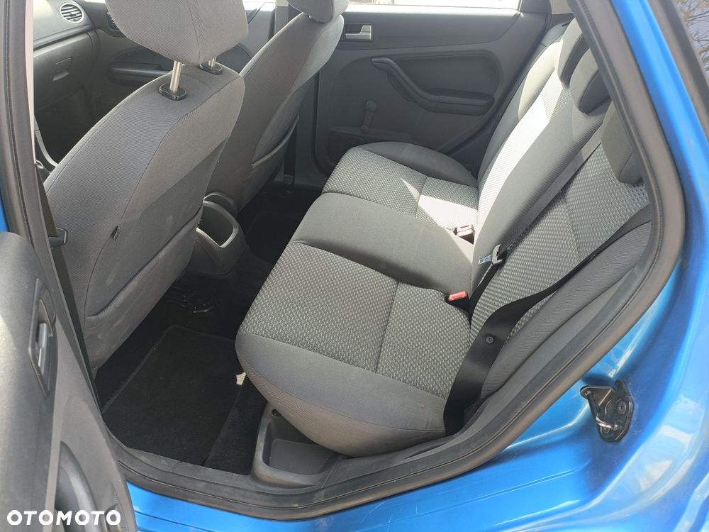 Ford Focus - 8