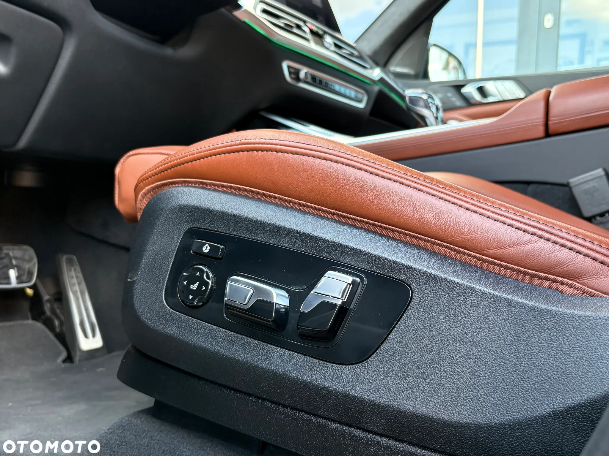 BMW X7 M50i sport - 12