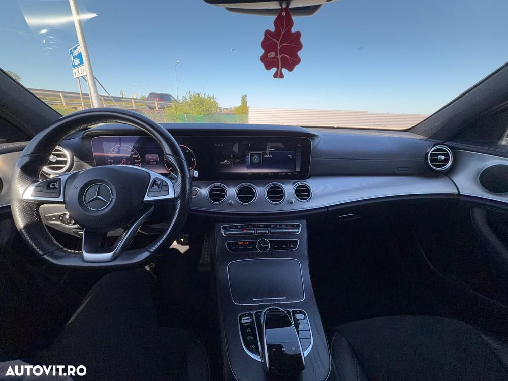 Mercedes-Benz E 220 d 4Matic 9G-TRONIC AMG Line - 9