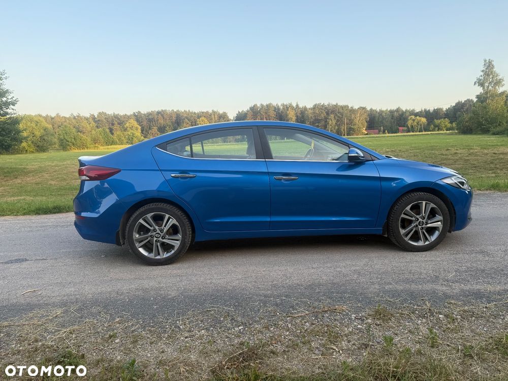 Hyundai Elantra 1.6 Comfort - 5