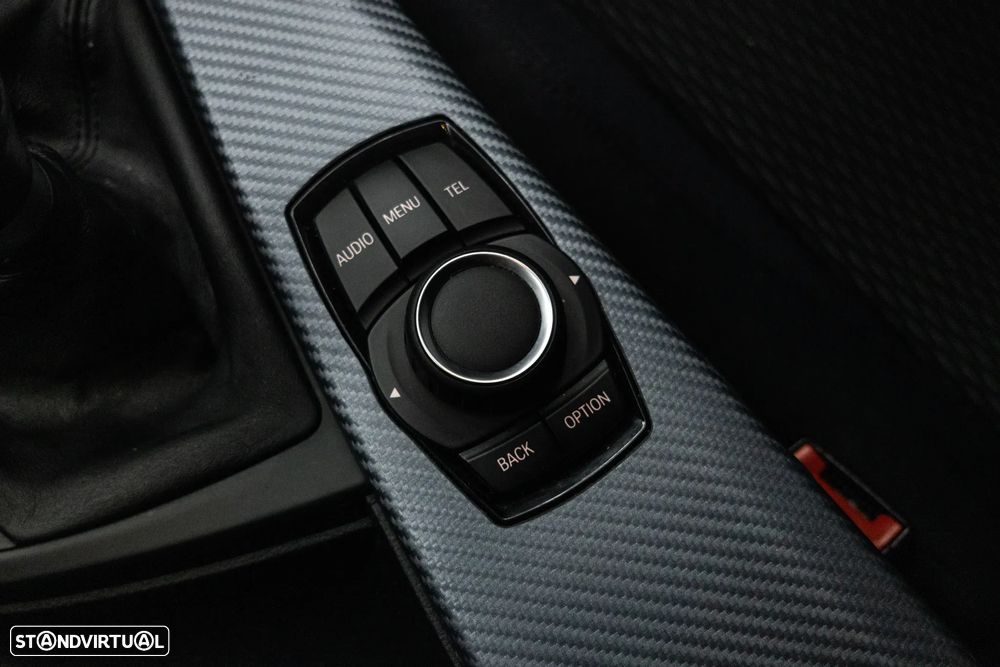 BMW 318 d Sport - 26