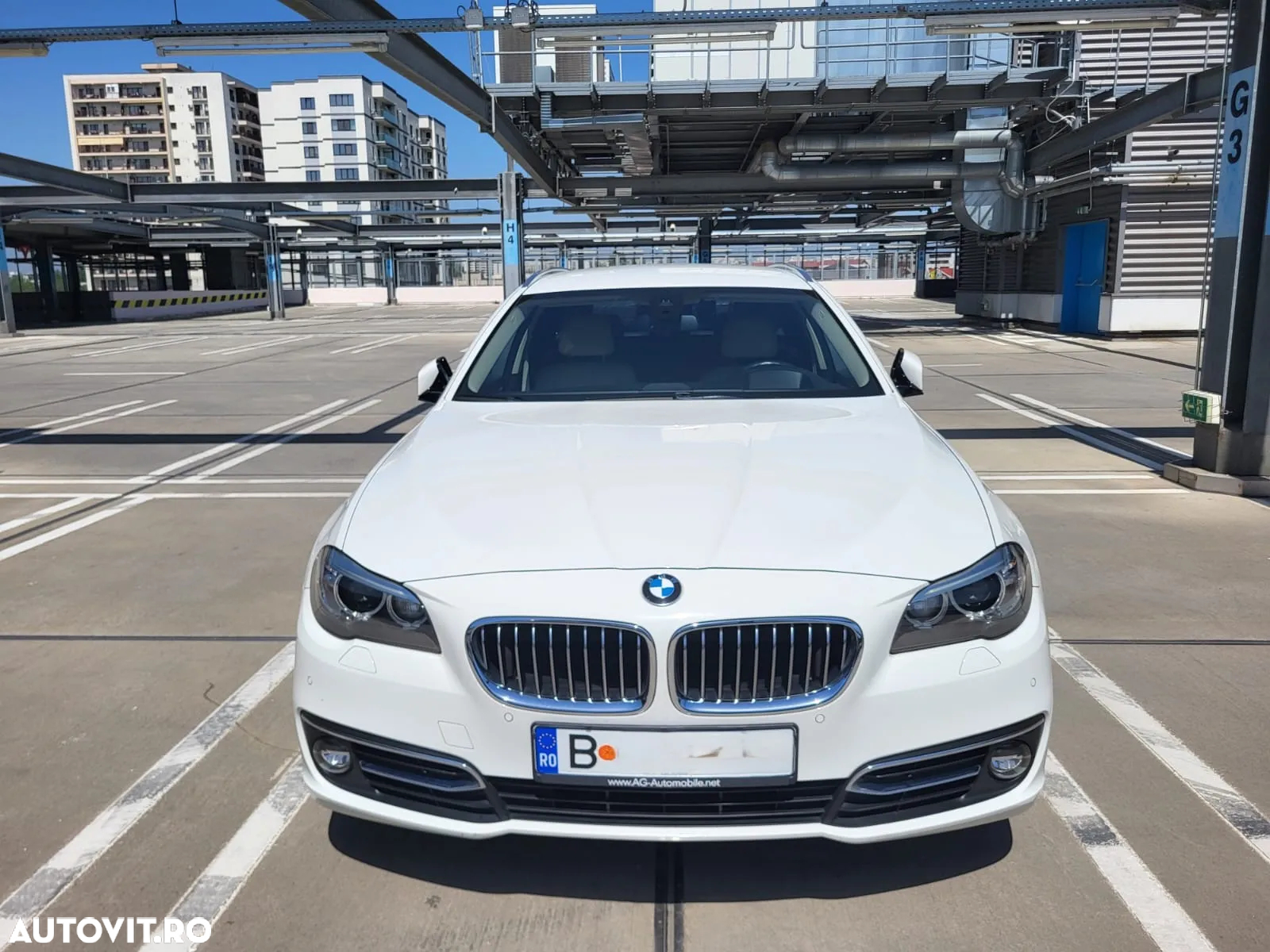 BMW Seria 5 520d xDrive Touring Aut. Luxury Line - 7