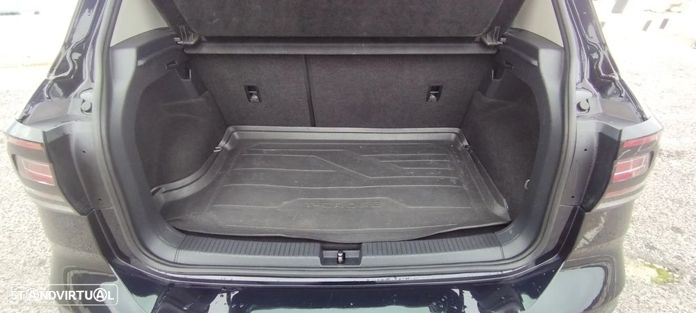 VW T-Cross 1.6 TDI SCR Life - 17