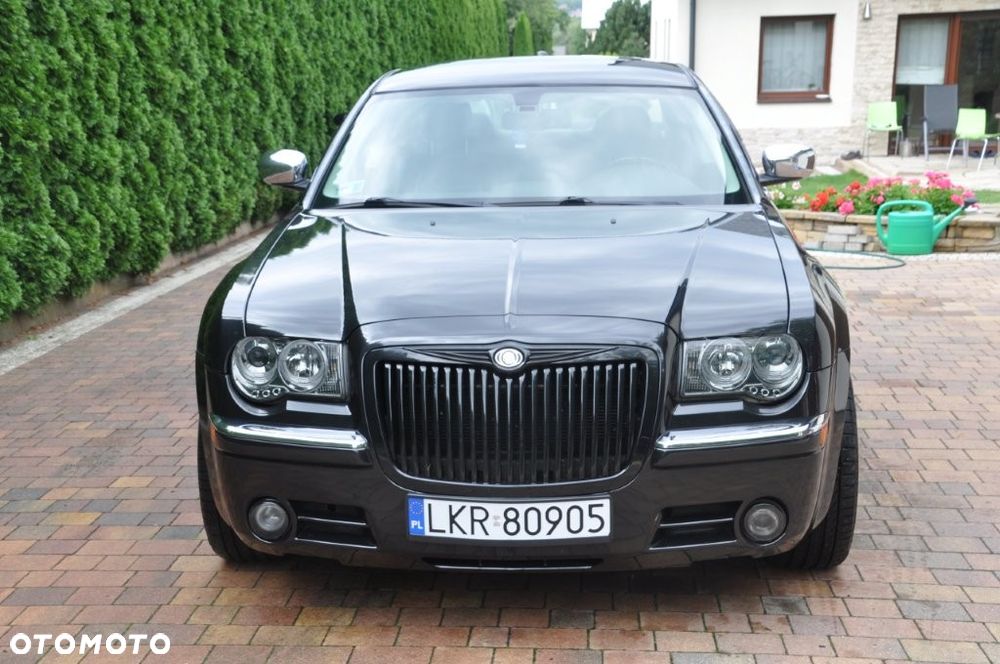 Chrysler 300C 5.7 V8 HEMI AWD Automatik - 2