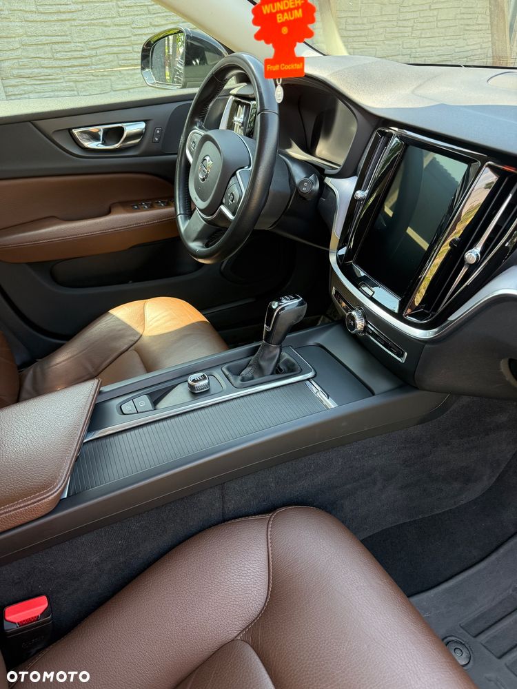 Volvo V60 D3 Inscription - 12