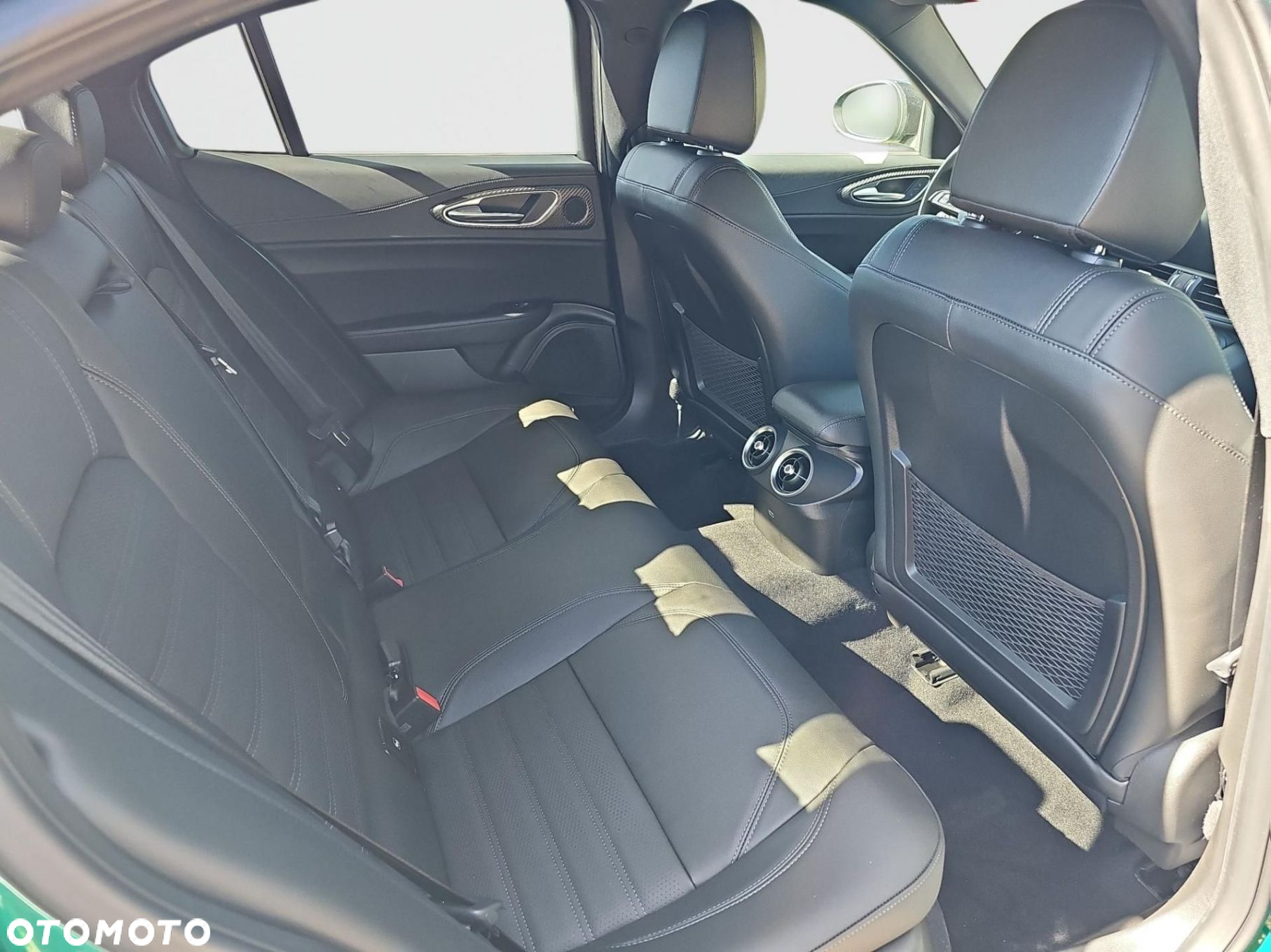 Alfa Romeo Giulia 2.9 Bi Turbo V6 Quadrifoglio - 25