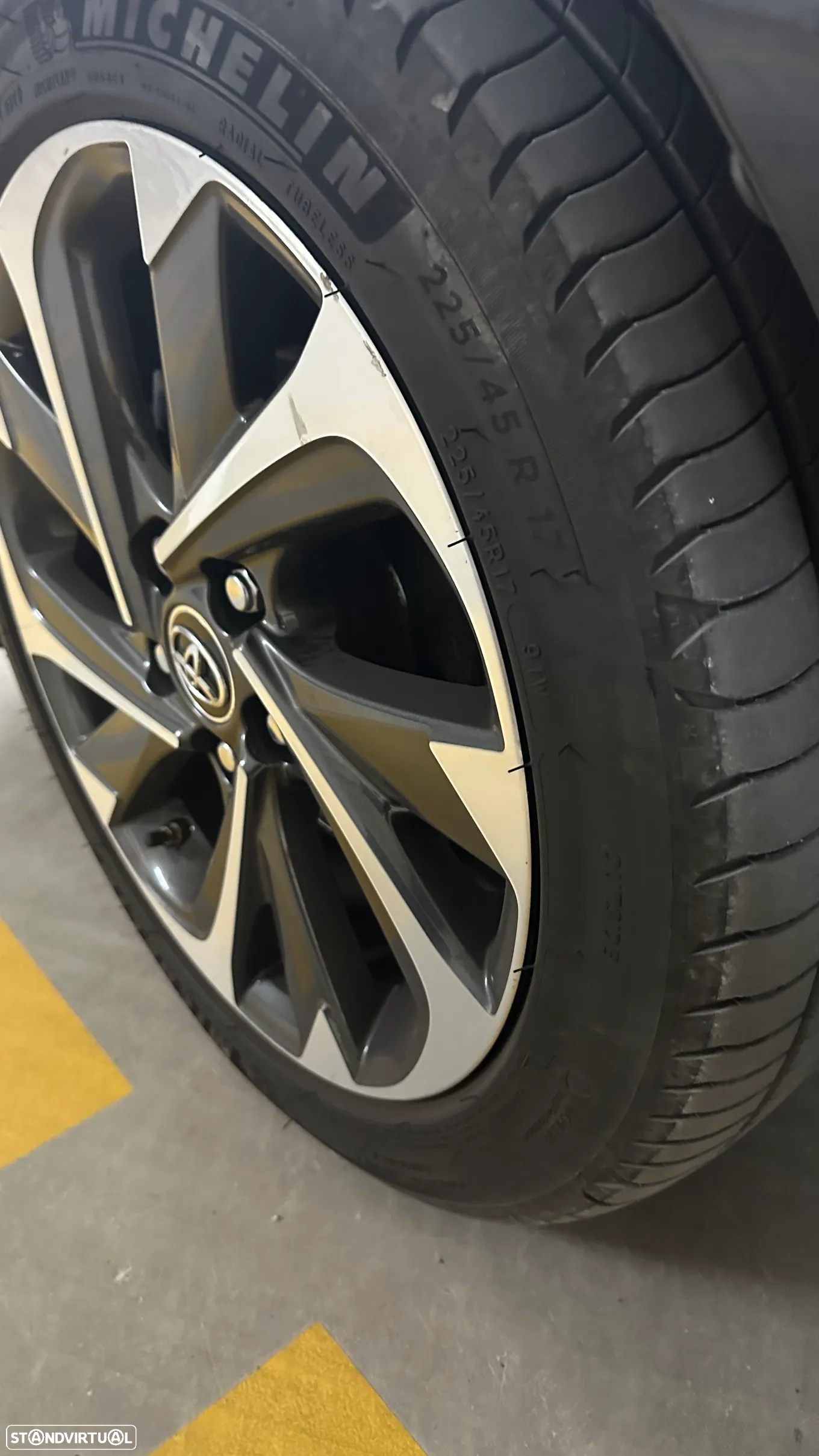 Toyota Auris 1.8 HSD Sport - 13