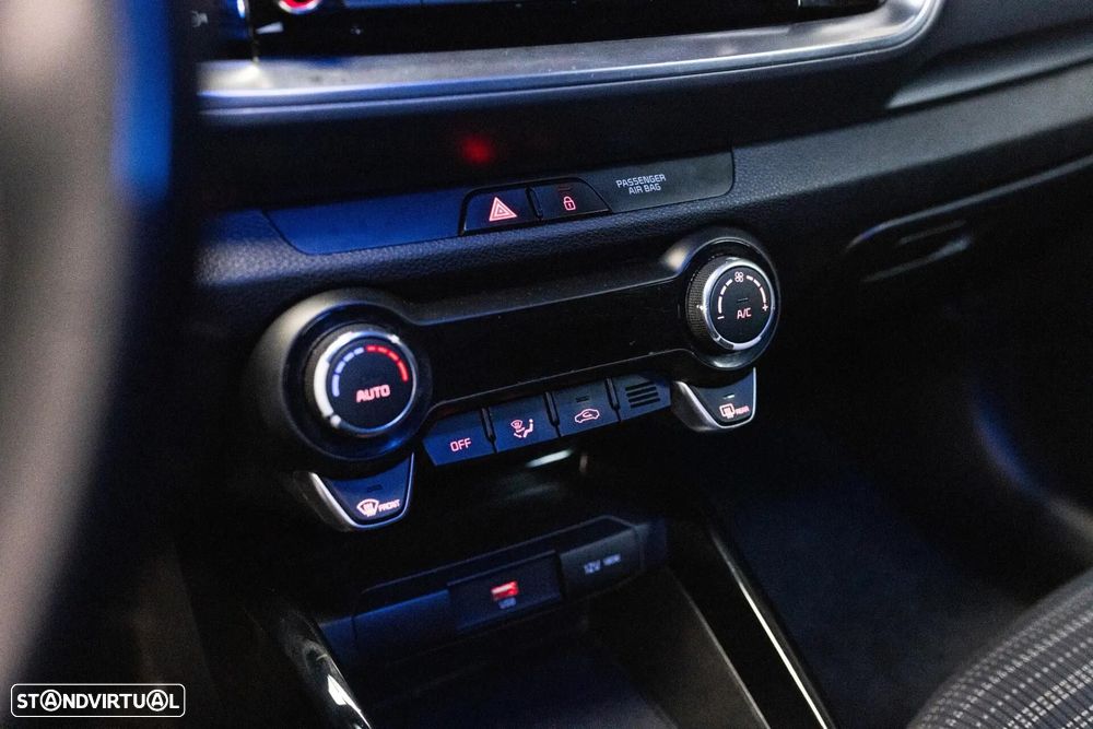 Kia Stonic 1.0 T-GDi Tech - 25