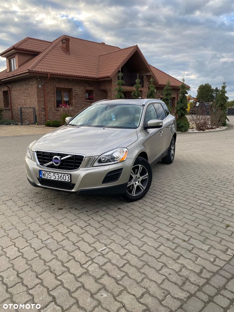 Volvo XC 60 - 1