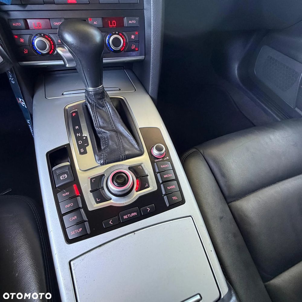 Audi A6 Limousine 3.0 TDI DPF quattro tiptronic - 15