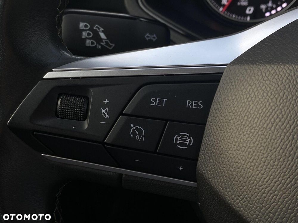 Seat Arona - 13