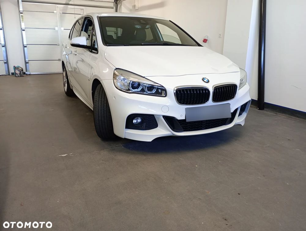 BMW Seria 2 218d - 1