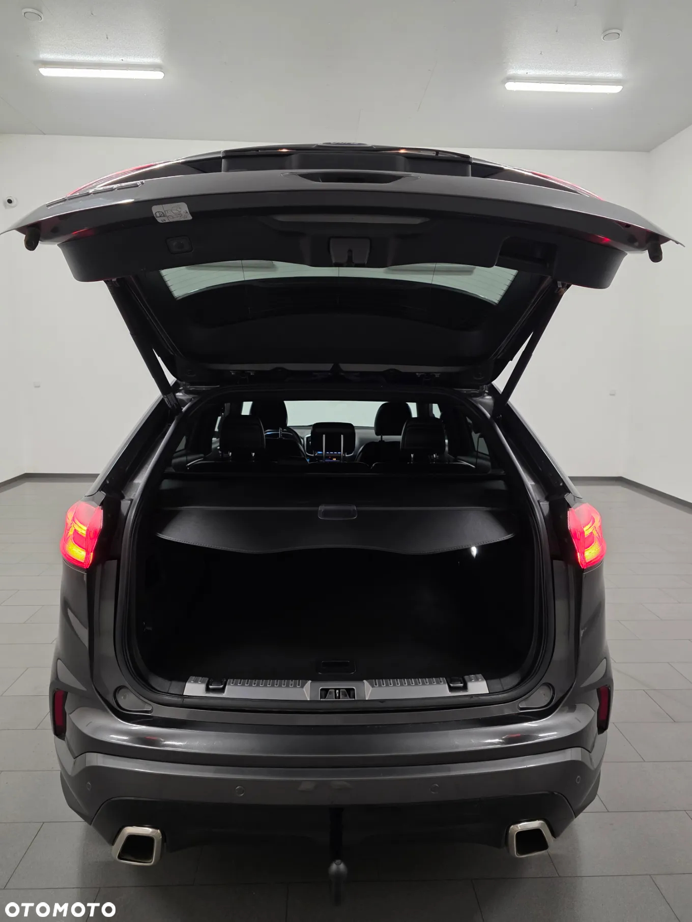 Ford Edge 2.0 EcoBlue Twin-Turbo 4WD ST-Line - 37