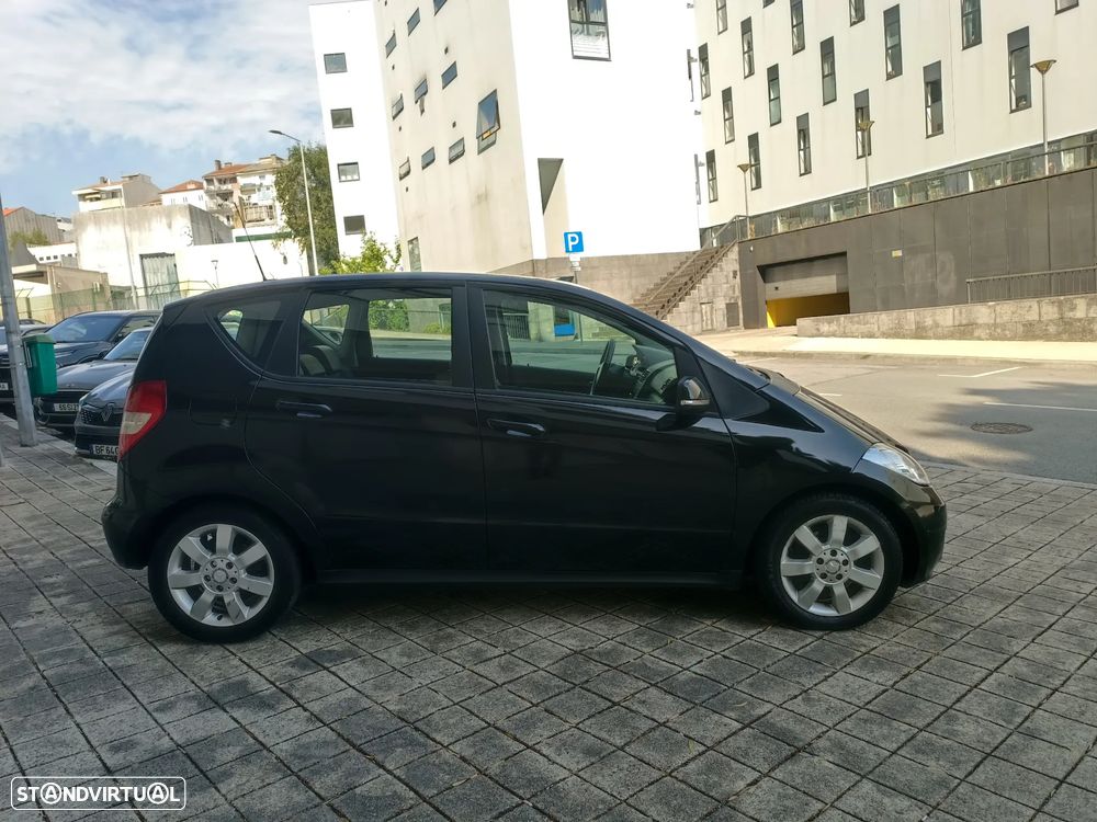 Mercedes-Benz A 160 Elegance Aut. - 4