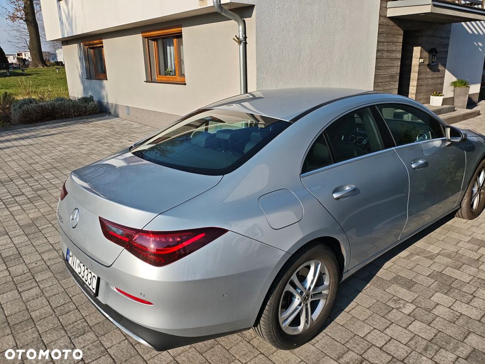 Mercedes-Benz CLA 250 e 8G-DCT Special Edition - 12