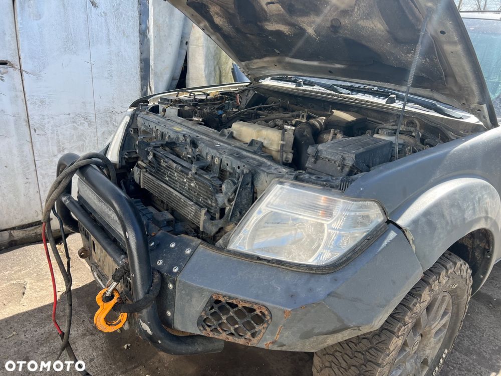 Maska Nissan Navara d40 lift - 5