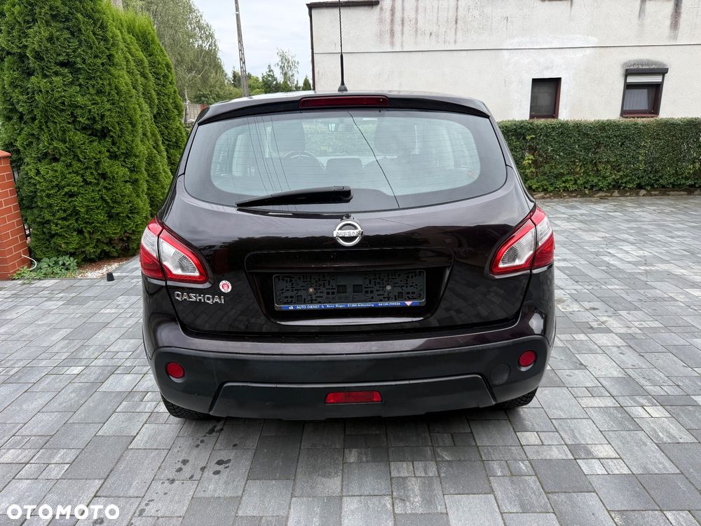 Nissan Qashqai 1.6 Visia - 8
