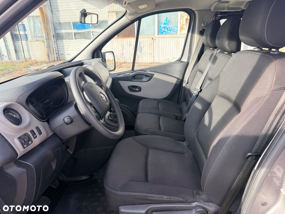 Renault Trafic - 27