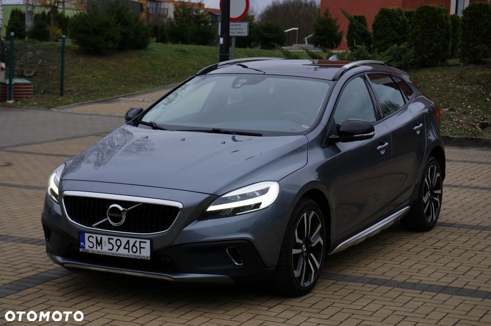 Volvo V40 Cross Country D2 Momentum - 2